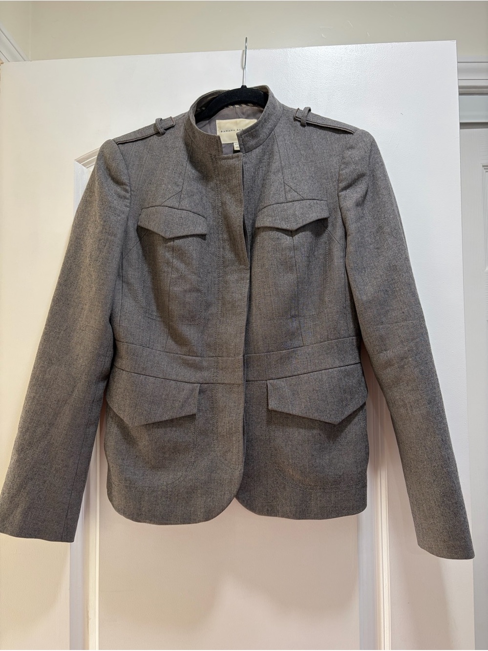 Banana Republic Grey Wool Military Utility Jacket Stand Collar Epaulets